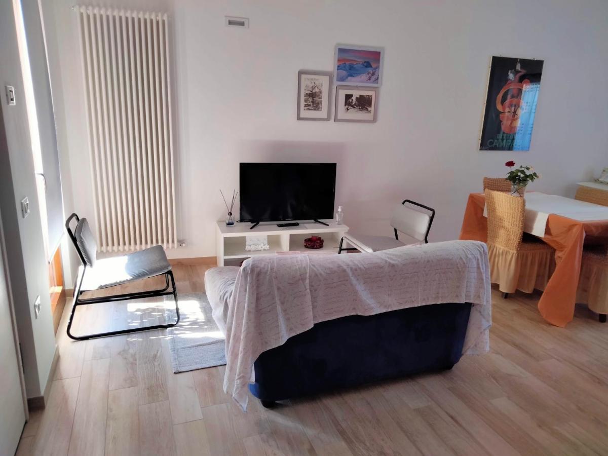 B&B La Casa Di Giuliana Cermignano Екстериор снимка